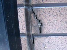 外壁材の欠損・爆裂 イメージ