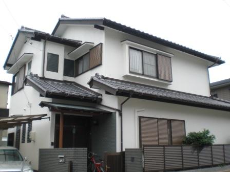 北名古屋　白×黒系　和風モダン住宅　外壁塗装　施工例