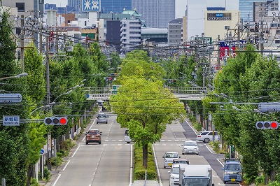 外壁塗装業者小林塗装が見る名古屋市北区の防衛道路の景色　イメージ