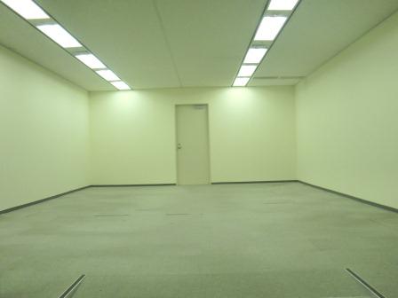 愛知県名古屋市中区　テレピア　テナント塗装　施工例
