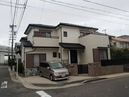 名古屋市緑区　おしゃれなツートンカラー外壁塗装　施工例