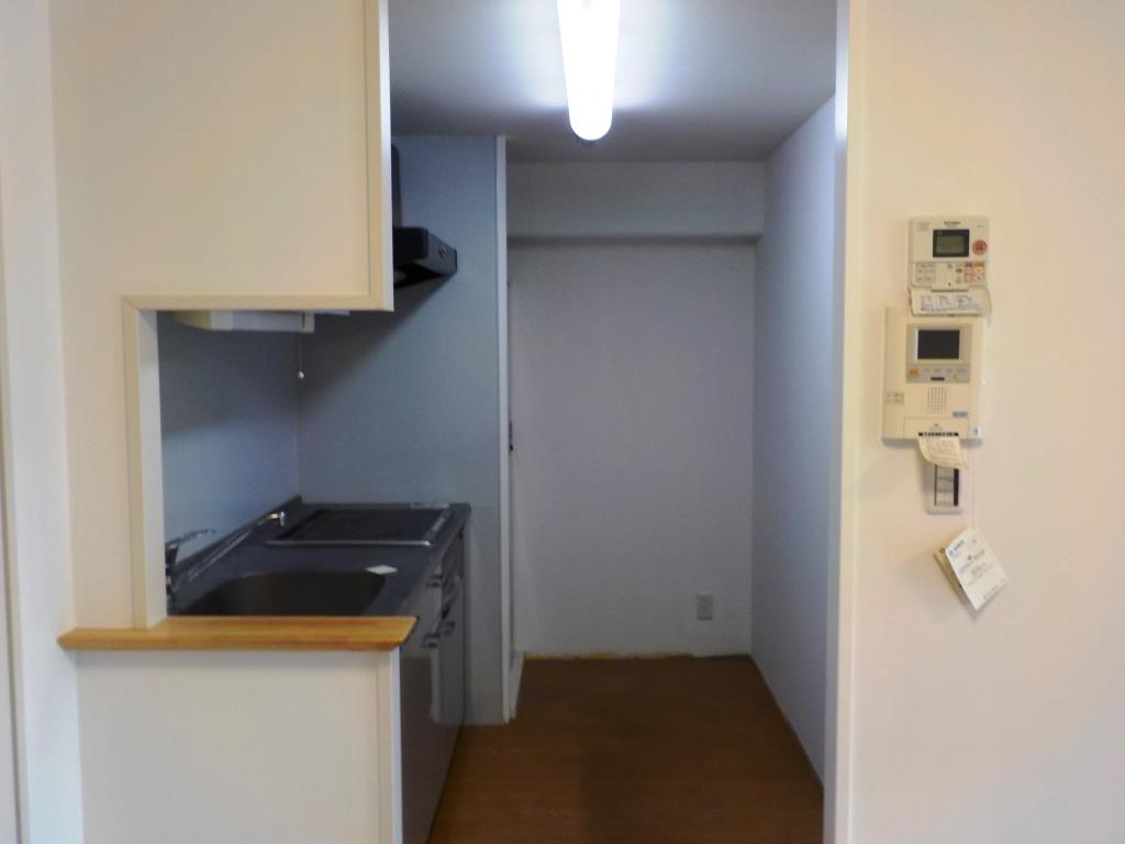 名古屋市千種区　賃貸マンション室内塗装　施工例