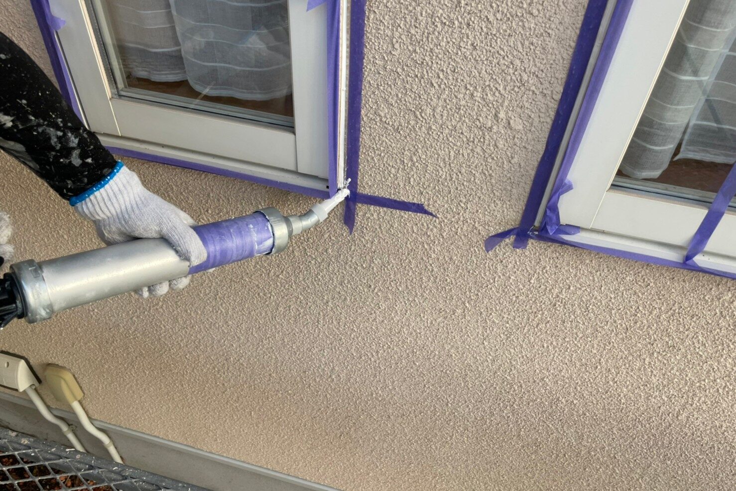 扶桑町のお客様に知ってほしい 外壁塗装の下地調整や養生作業の重要性 イメージ