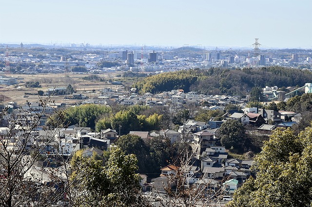 日進市 地域の特徴と外壁塗装の関連性 イメージ