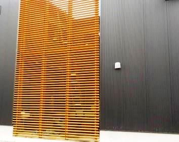 尾張旭市　モダン住宅　外壁木部塗装　施工例｜小林塗装