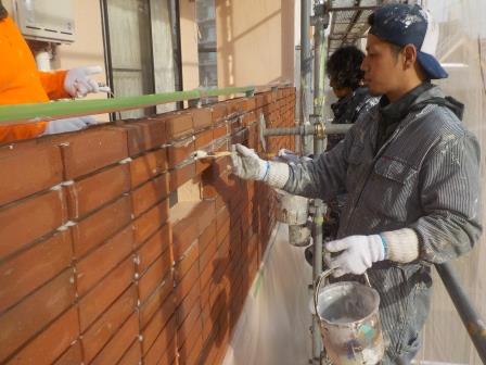 多治見市 店舗兼住宅 外壁 屋根塗装 施工例 外壁下塗り イメージ