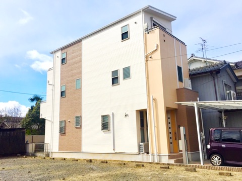 名古屋市北区　外壁・屋根塗装　施工例　3階建洋風住宅