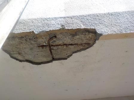 北名古屋市 アイボリー×ブラウン系 外壁塗装 施工例 軒天塗装前爆裂 イメージ