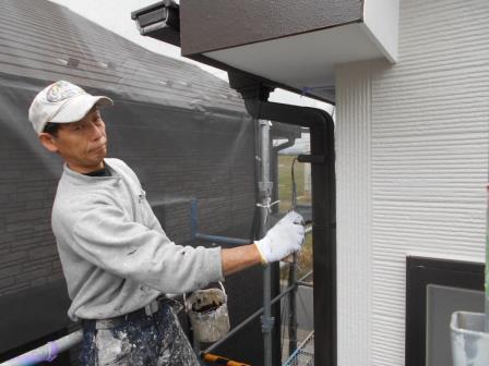 守山区 吉根モダン住宅 外壁塗装 施工例 樋塗装上塗 イメージ