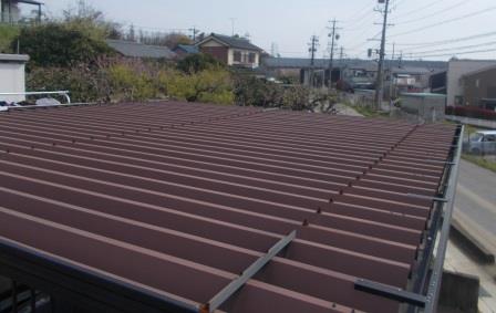 小牧市 グレージュ系 和風住宅 外壁塗装 施工例 ガレージ屋根塗装前 イメージ