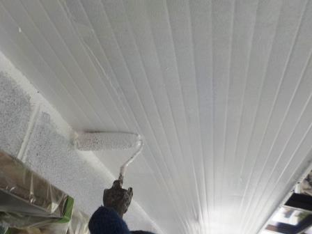 尾張旭市 ベージュ系 和風住宅 外壁塗装 施工例 軒天塗装下塗り イメージ