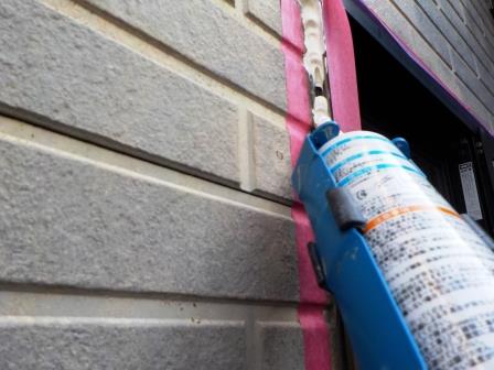 北名古屋市 白×グレージュ系 洋風住宅 外壁塗装 施工例 シーリング工事 イメージ