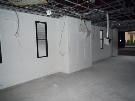 多治見　倉庫内　ALC壁面塗装　施工例の写真