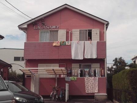 津島市 南欧風賃貸アパート 外壁塗装 施工例 塗装前 イメージ