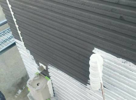 守山区 アーバンモダン住宅 外壁塗装 施工例 外壁塗装下塗り イメージ