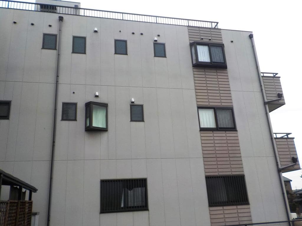 北名古屋市 シンプルモダン住宅 外壁塗装 施工例 塗装前 イメージ