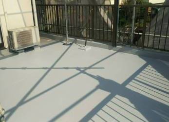あま市 2階建住宅 外壁塗装 施工例 ベランダ防水塗装 施工後 イメージ