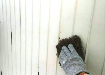 瀬戸市 2階建住宅 外壁塗装 屋根塗装 施工例 カラートタン外壁ケレン作業 イメージ