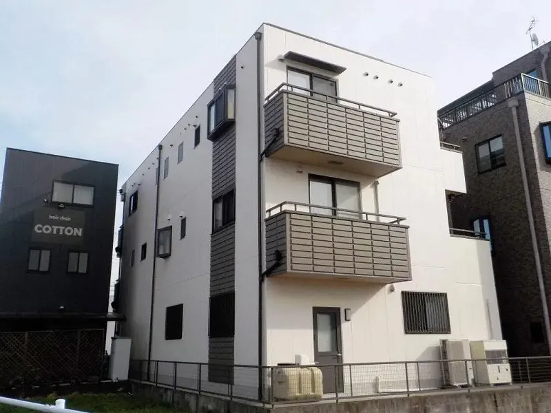 北名古屋市　シンプルモダン住宅　外壁塗装　施工例の写真