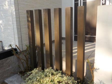 半田市　木製門柱　木製笠木塗装　施工例