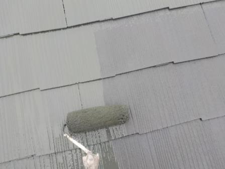 名古屋市港区 ホワイト系 洋風住宅 外壁塗装 施工例 カラーベスト屋根塗装上塗り イメージ