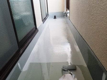 名古屋市中川区 賃貸マンション外壁塗装 施工例 ベランダ防水塗装 イメージ