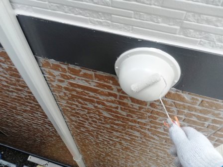 一宮市 ナチュラル洋風住宅 多彩仕上げ 外壁塗装 施工例 ベントキャップ イメージ
