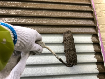 東郷町 多彩仕上げ シックな和風住宅 外壁塗装 施工例 雨戸塗装上塗 イメージ