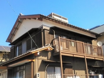 大府市 落ち着いた茶色系 和風住宅外壁塗装 施工例