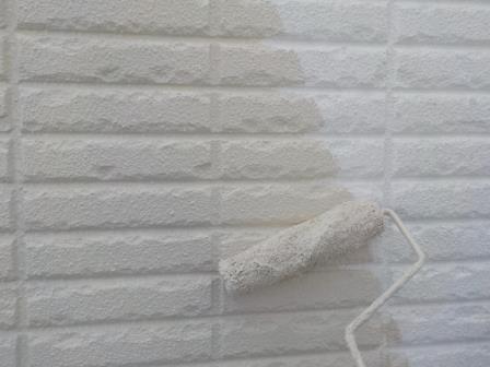 阿久比 かわいいオレンジ系洋風住宅 外壁塗装 施工例 外壁上塗り イメージ