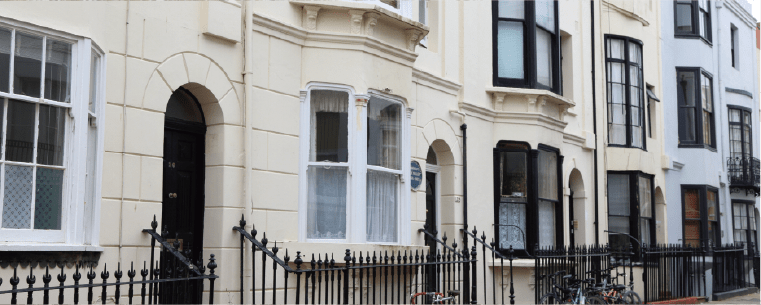 イギリス風住宅の外壁塗装色