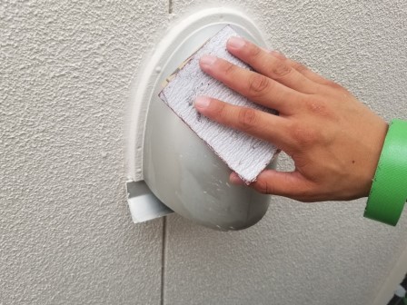 尾張旭市 ナチュラルモダン住宅 外壁塗装施工例 ベントキャップケレン作業 イメージ