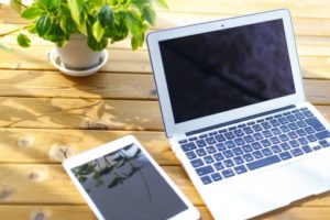 インターネットを使った外壁塗装業者の選ぶ上での注意点 イメージ