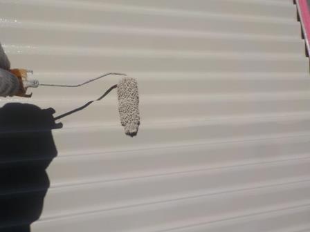 みよし市　積水ハウス　外壁塗装　施工例　雨戸塗装上塗　イメージ