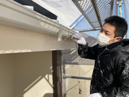 名古屋市名東区 アーバンモダン住宅 外壁塗装 施工例 樋塗装上塗り イメージ
