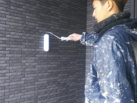 半田市 シンプルモダン住宅 外壁塗装 施工例 タイル外壁塗装上塗り イメージ