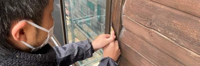 ログハウス外壁塗装の作業手順　下地補修 イメージ