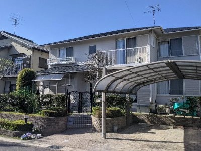 瀬戸市　2階建て洋風住宅　外壁塗装　施工例の写真