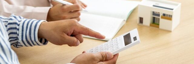 外壁塗装の剥がれを業者に依頼する手順 外壁補修の方法と費用を確認しましょう　イメージ