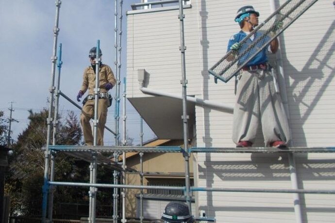 愛西市 外壁塗装 安全な足場 イメージ