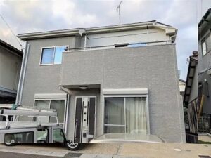 犬山市　アーバンモダン住宅　外壁ダブルトーン塗装　施工例