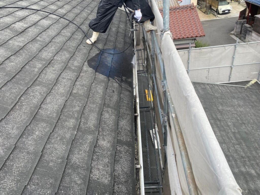 春日井　外壁塗装の現場から　高圧洗浄作業
