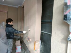 名古屋市北区　外壁塗装　塗り替え　エスケー化研　アートフレッシュ　上塗り