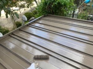 可児　外壁塗装　付帯部塗り替え　物置屋根　上塗り