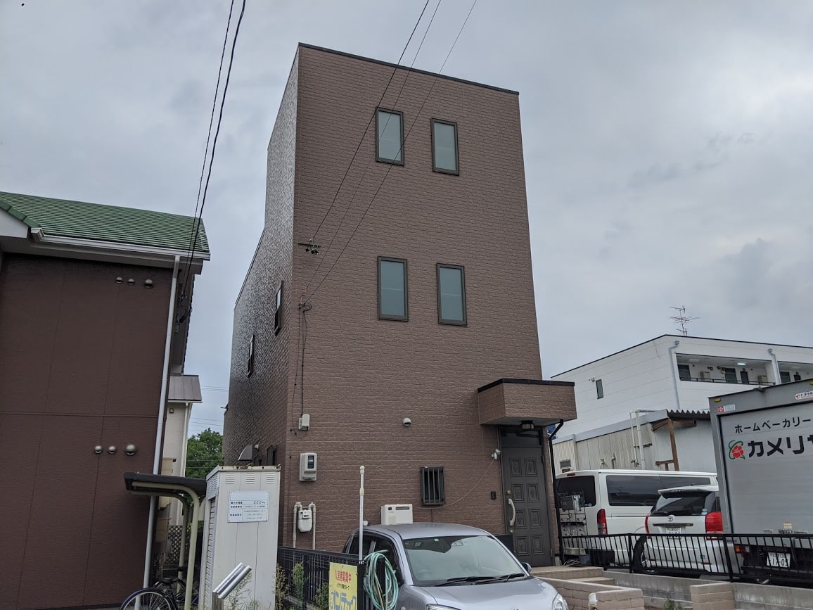 名古屋市中川区　３階建て住宅　外壁塗装　施工例の写真