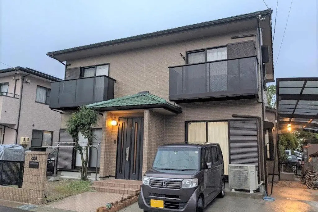外壁塗装　色選び　暖かみと重厚感のある【ブラウン系】カラーの外壁塗装　イメージ