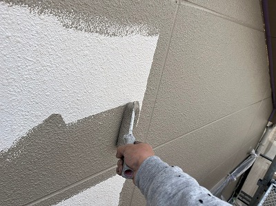 春日井市 グレー系 アンティークシャビ―外壁塗装 施工例 外壁塗装上塗 イメージ