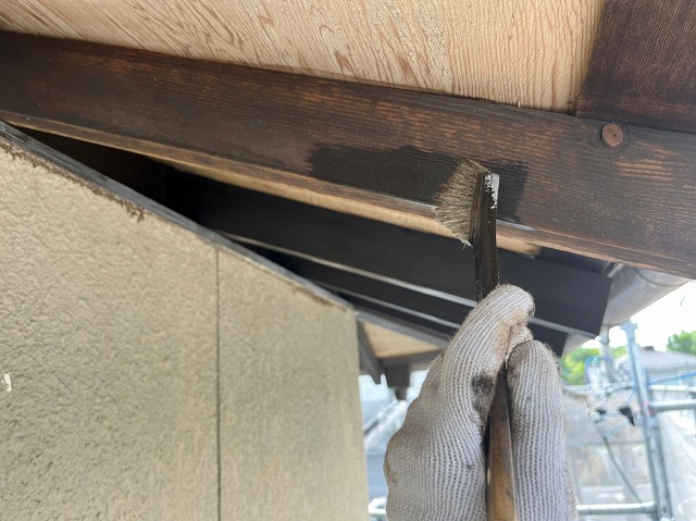 笠松町 外壁塗装に付帯する鉄部、木部塗装 イメージ