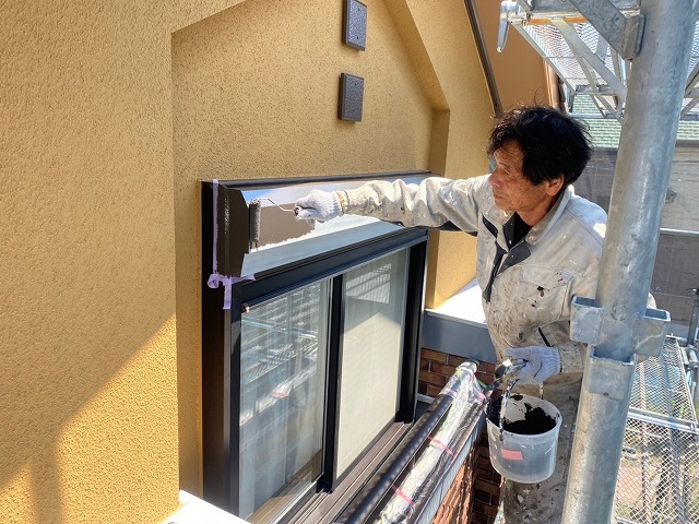 可児市 住友林業 おしゃれな南欧風住宅 外壁塗装 施工例 シャッターボックス塗装 イメージ