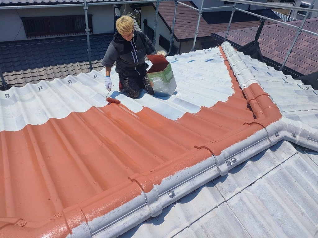桑名　和風住宅　U瓦屋根塗り替え上塗り　1回目　イメージ"